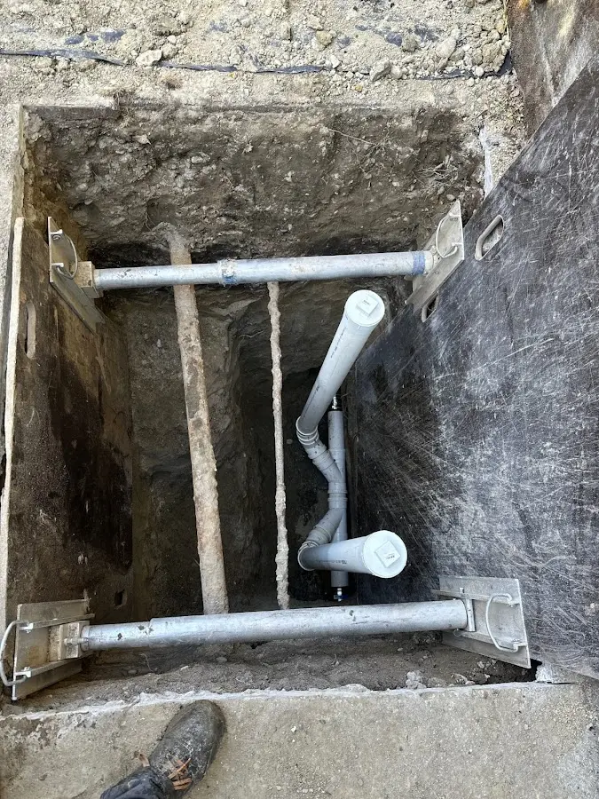 Experienced plumber completing Gas Line Repair work in Pike Creek Valley